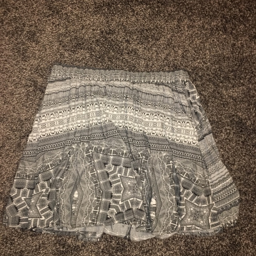 BLACK AND WHITE TRIBAL PRINT MINI FLARE SKIRT